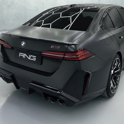Gloss black kit