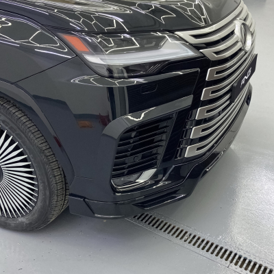 Non wide body kit with forged wheels