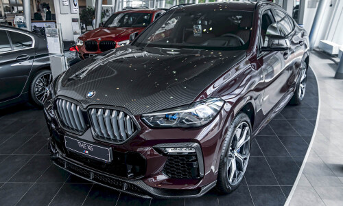 Exclusive carbon fiber body kit for BMW X6 G
