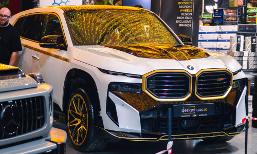BMW XM with Renegade kit on DropDown show in Romania