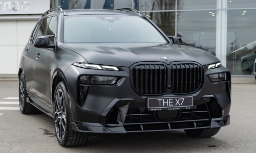 BMW X7 LCI New body kit for the BMW dealer